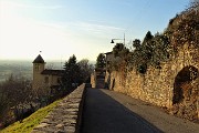 64 Abbassandosi alla Chiesa di San Rocco